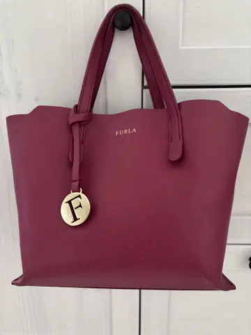 FURLA 버건디 핸드백