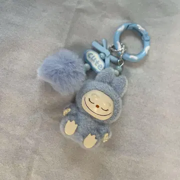 라부부 Labubu 키링 라이트 블루 인기