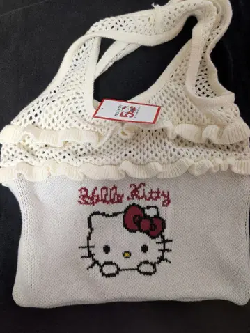Hello Kitty 프릴 토트백 axes 키티