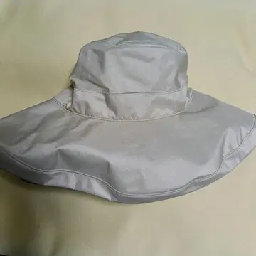 Sun Barrier 100 모자 베이지
