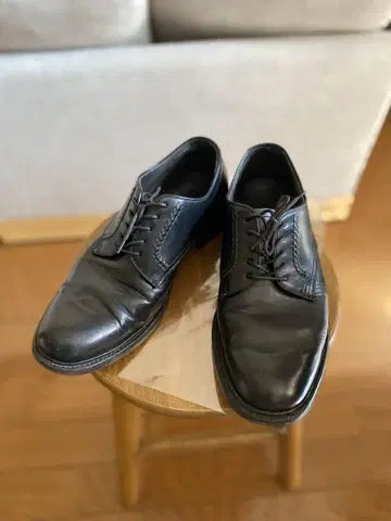 REGAL 블랙 가죽 레이스업 슈즈 25.5