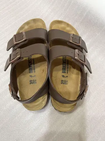 BIRKENSTOCK 애리조나 브라운 샌들