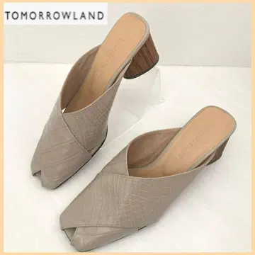 TOMORROWLAND 악어 엠보싱 가죽 크로스 뮬 샌들 베이지