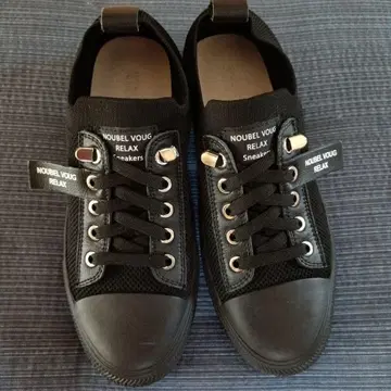 (중고) Noubel Voug Relax Sneakers 블랙