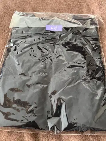 Feather Tee Gypsohila 페더 T 블랙 짚소필라