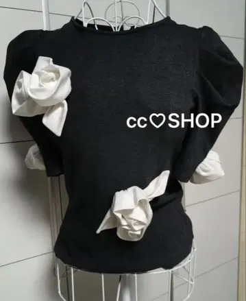 Bibiy ROSETTE TEE