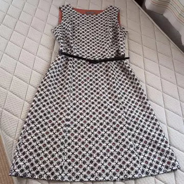 LAURA ASHLEY 커팅 슬리브리스 원피스 UK10