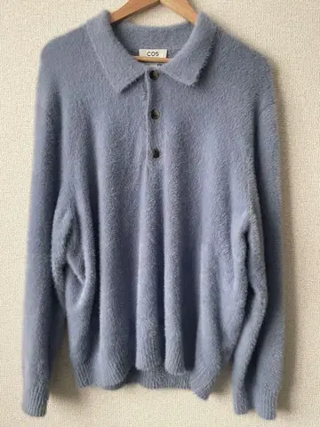 cos TEXTURED KNITTED POLO SHIRT