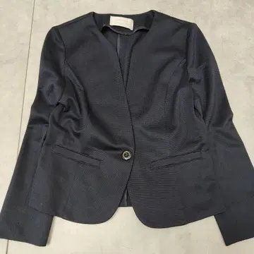 새상품급 any sis 자켓 노카라