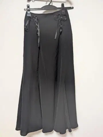 앙크루즈 레이스업 머메이드 롱 스커트