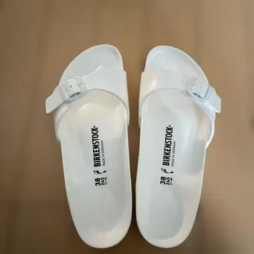 Birkenstock 화이트 샌들 38