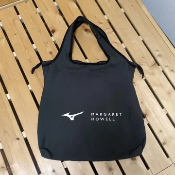 마가렛호웰 카키 숄더백