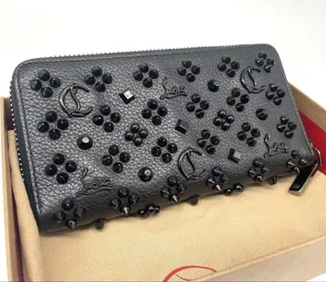 Christian Louboutin 파네토네 라운드 지퍼 장지갑