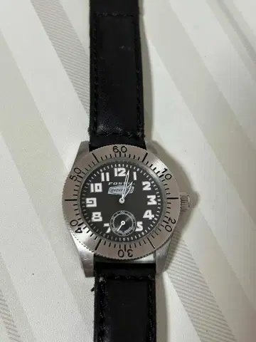 FOSSIL Defender DE-1513 남성용 손목시계 작동품