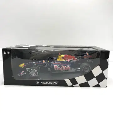 35 MINICHAMPS Red Bull RB7 IY0704-2