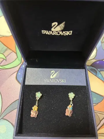 Swarovski 멀티 컬러 나비 귀걸이