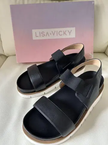 LISA VICKY 소가죽 스포츠 샌들