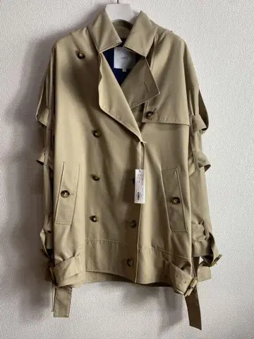 T02460 언쓰리디 UN3D. BELTED S/TRNCH CU