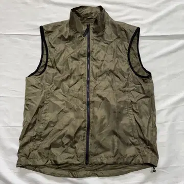 올드 유니클로 UNIQLO 나일론 베스트 카키