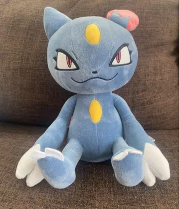 뉴라 봉제 인형