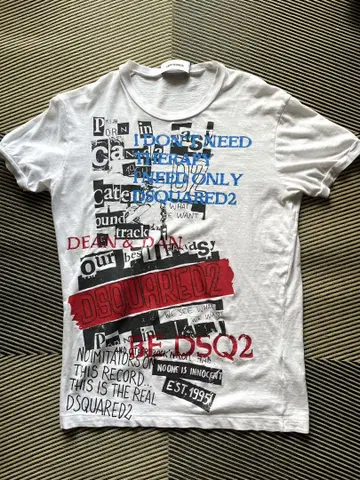 디스퀘어드 화이트 t셔츠 L size