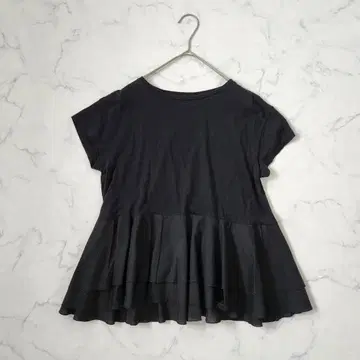 컨디션 최상 yori 더블 플레어 티셔츠 페플럼 블랙