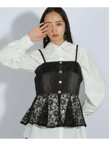 이번 시즌 완판 HARE 데님 뷔스티에