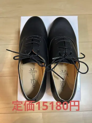 블랙 레이스업 슈즈