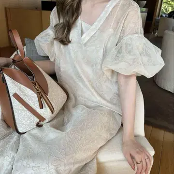 미사용 미개봉 Acka 원피스 sheer loose one-piece