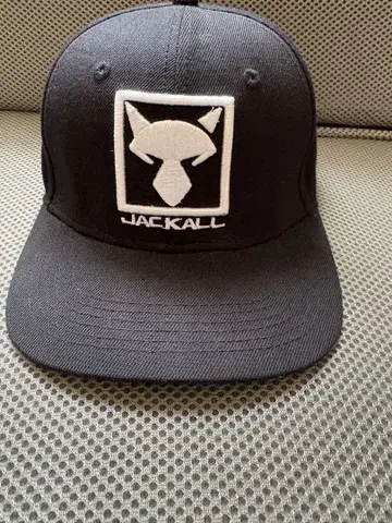 JACKALL 블랙 캡 스냅백