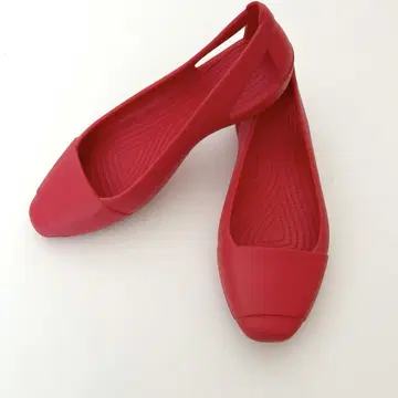 [새상품급] crocs 시엔나 플랫 펌프스 레드 w8 24cm