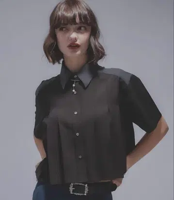 HARE 하이쇼쿠 플리츠 숏 셔츠