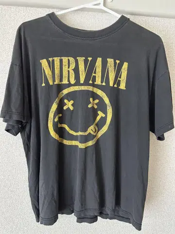 NIRVANA 그래픽 T셔츠 블랙