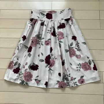 7.4 LEST ROSE 레스트로즈 플레어 스커트 핑크 꽃무늬 2