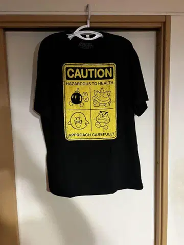 슈퍼 마리오 빈티지 블랙 CAUTION 티셔츠 XL