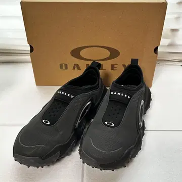 oakley edge icon blackout 24cm 블랙