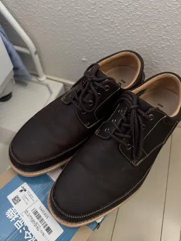 다크 브라운 가죽 캐주얼 슈즈