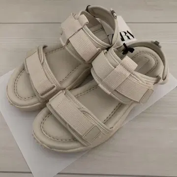ZARA 스포츠 샌들 에크루 23.5 36 신기 편함