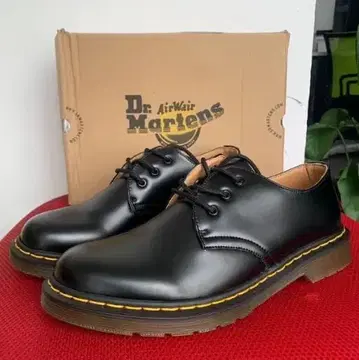 Dr.Martens 닥터마틴 1461 클래식 로우탑 3홀