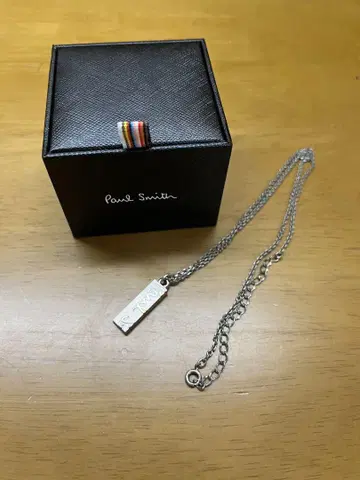 폴스미스 카빙 로고 목걸이
