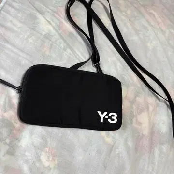 Y-3 블랙 숄더백