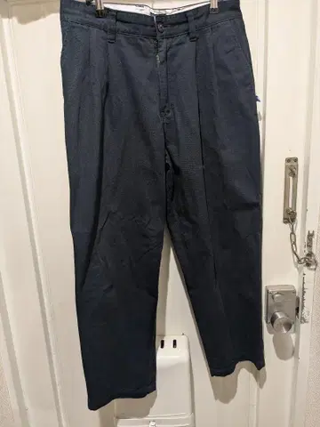 descendant dc 3 twill trousers 2 네이비