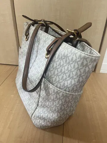 마이클코어스 MICHAEL KORS 토트백