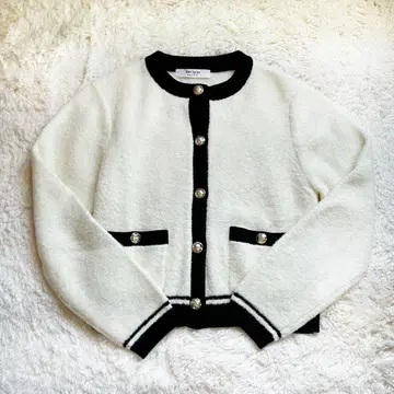 Her lip to Boucle Bicolor Knit Jacket