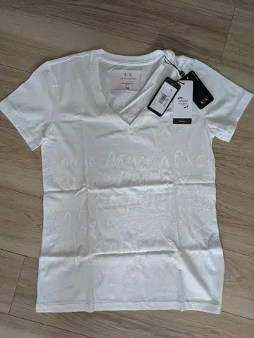 Armani Exchange 화이트 V넥 티셔츠 XS