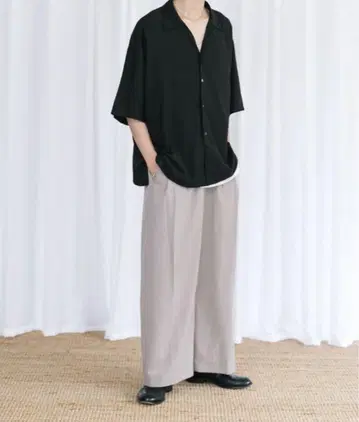URBAN RESEARCH Couleur Meler 사이드 턱 슬랙스