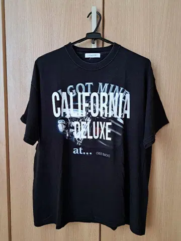 CALUX 리메이크 티셔츠