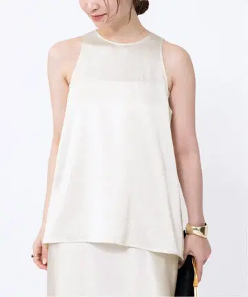 Deuxieme Classe Minimal Satin 슬리브리스 블라우스