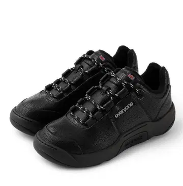 Reebok everyone 블랙 스니커즈