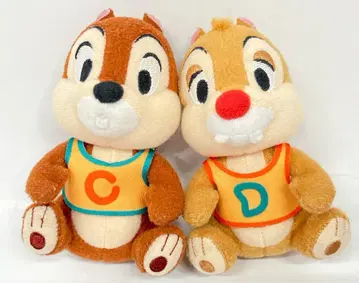 도쿄 디즈니 리조트 인형 배지 TOON TOWN 칩 & 데일 34주년